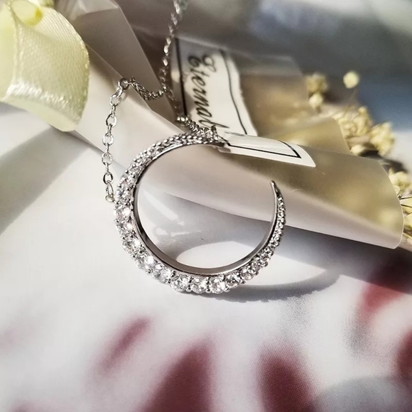 NEW 925 Sterling Silver Moon Diamond Necklace - Picture 2 of 3